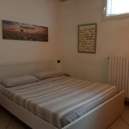 Casa Sierra Tra Centro E Aeroporto Apartment *