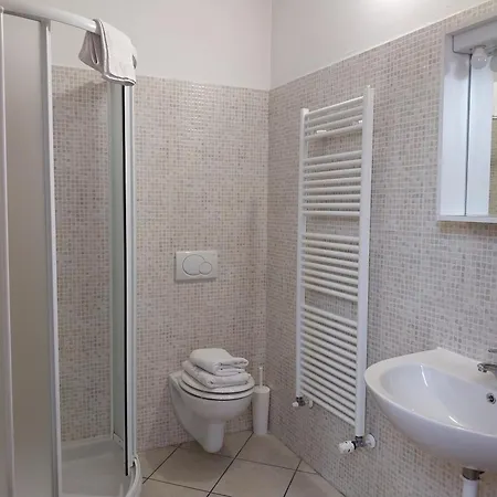 Casa Sierra Tra Centro E Aeroporto Apartment *